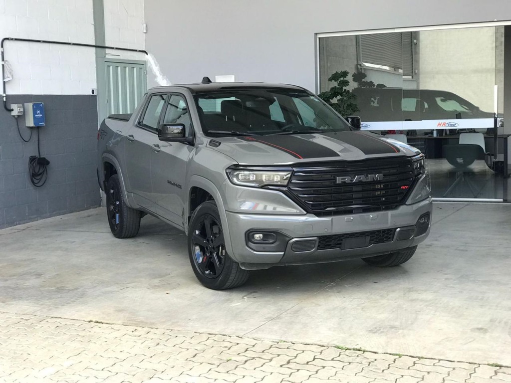 RAM RAMPAGE 2.0 HURRICANE 4 TURBO GASOLINA R/T 4X4 AUTOMÁTICO