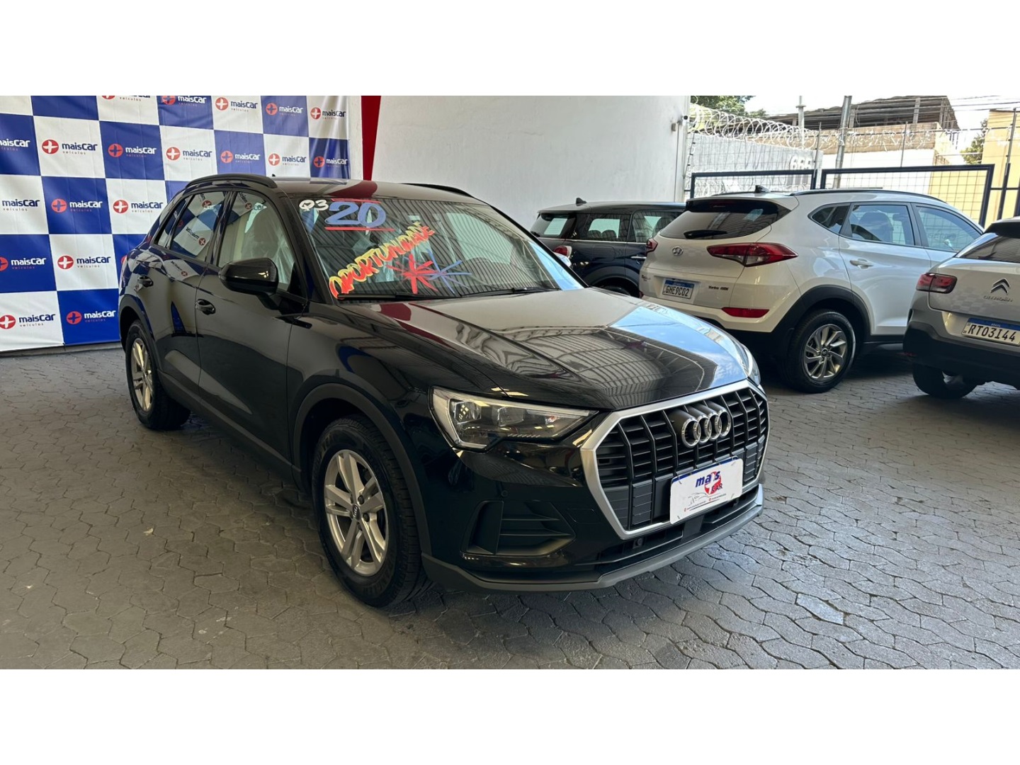 AUDI Q3