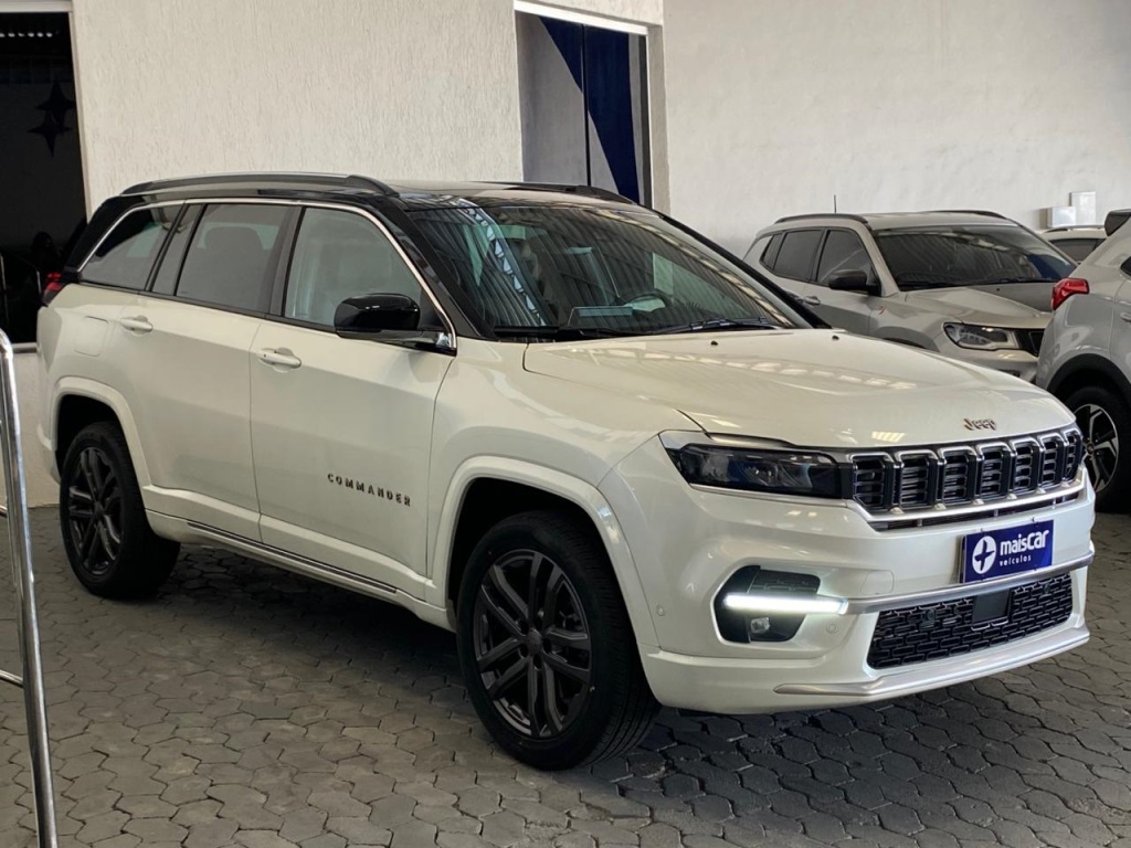 JEEP COMMANDER 2.0 HURRICANE 4 TURBO GASOLINA OVERLAND AT9