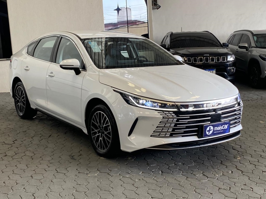 BYD KING 1.5 DM-I PHEV GS AUTOMÁTICO