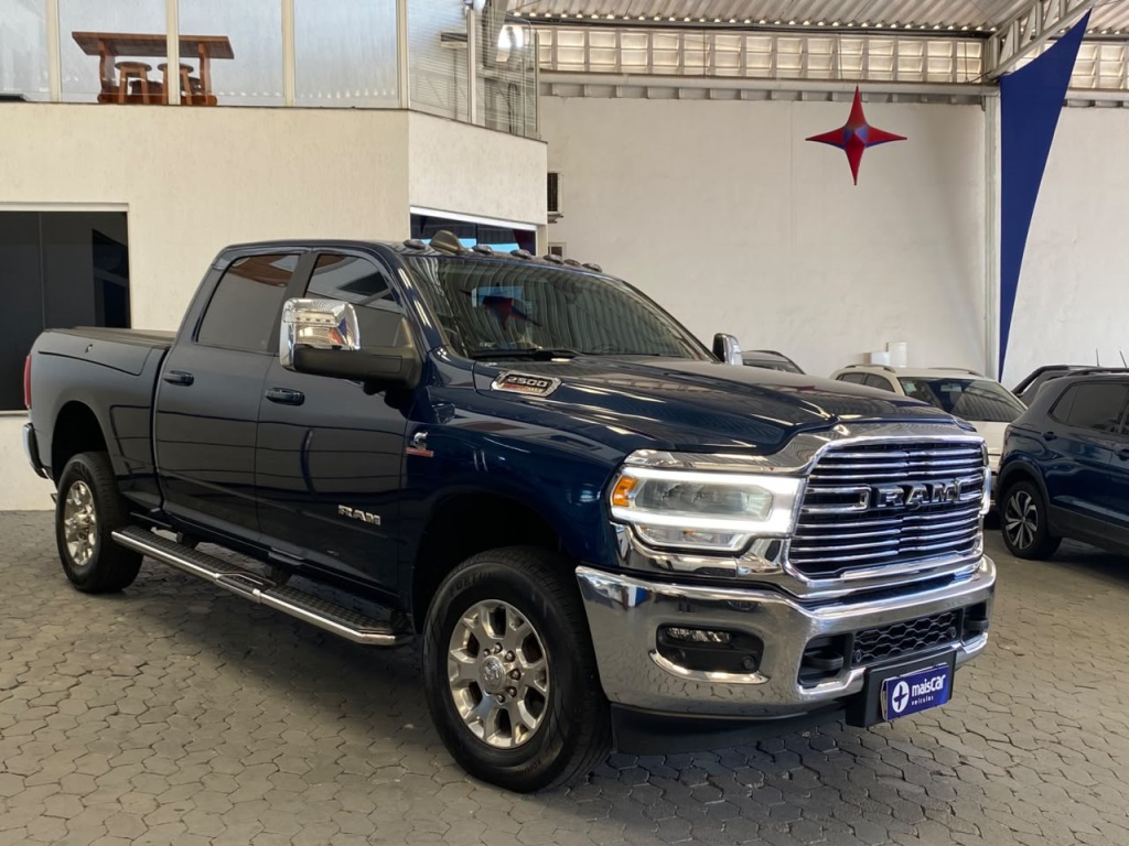 RAM 2500 6.7 I6 TURBO DIESEL LARAMIE CD 4X4 AUTOMÁTICO