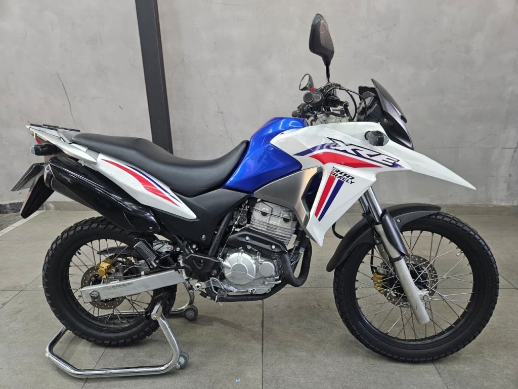 HONDA XRE 300 RALLY