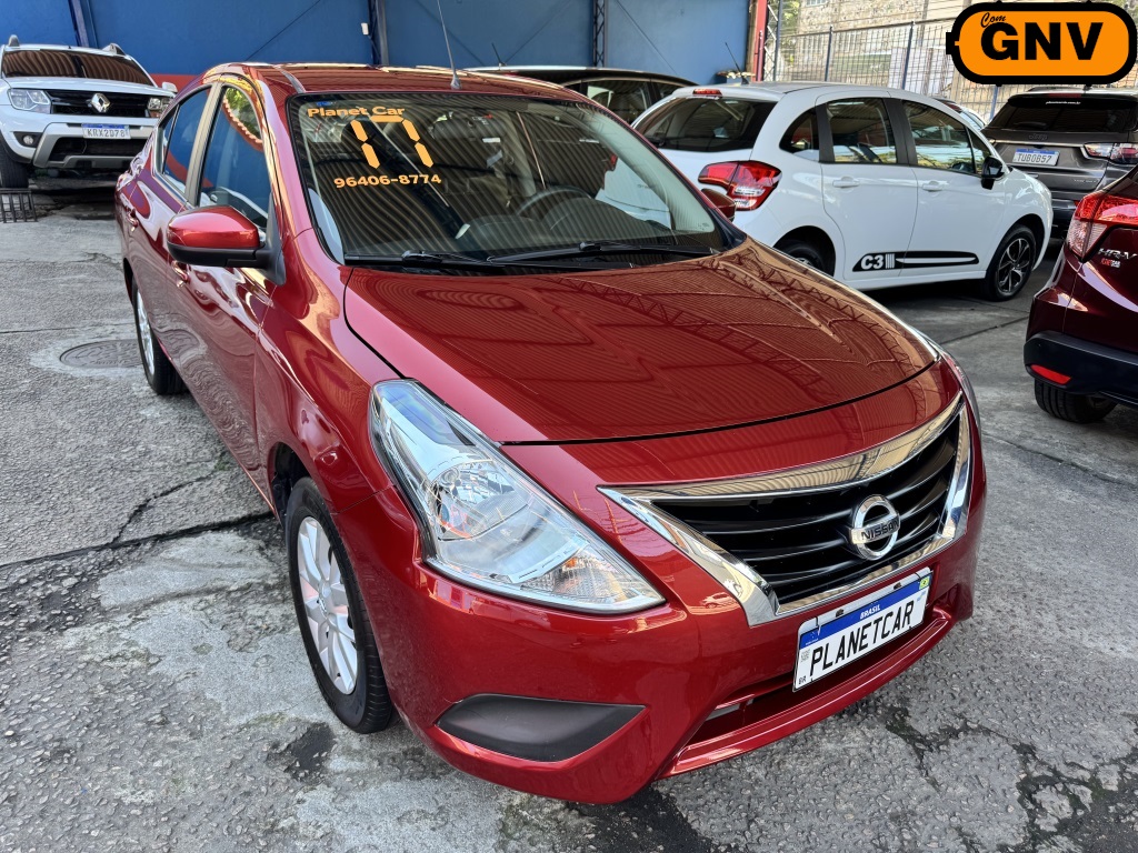 NISSAN VERSA