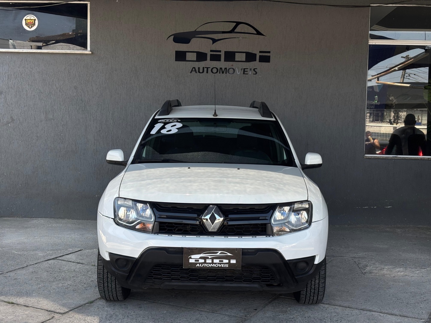 RENAULT DUSTER