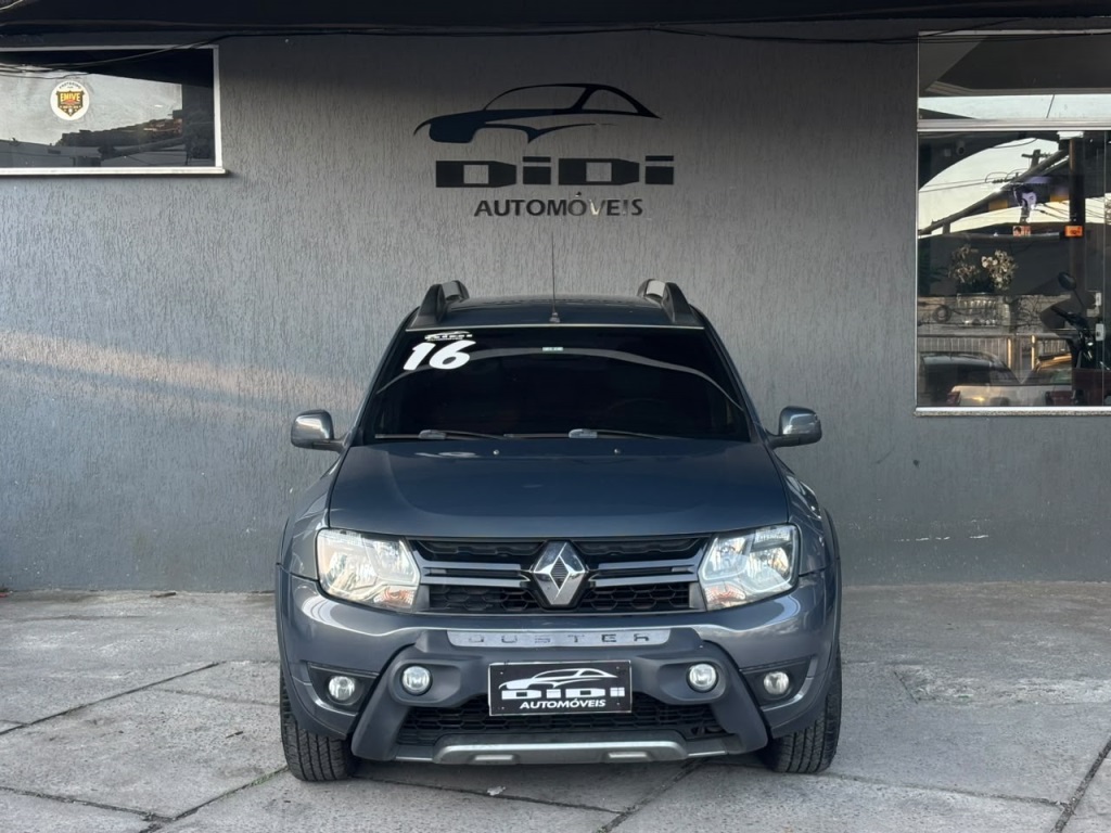 RENAULT DUSTER