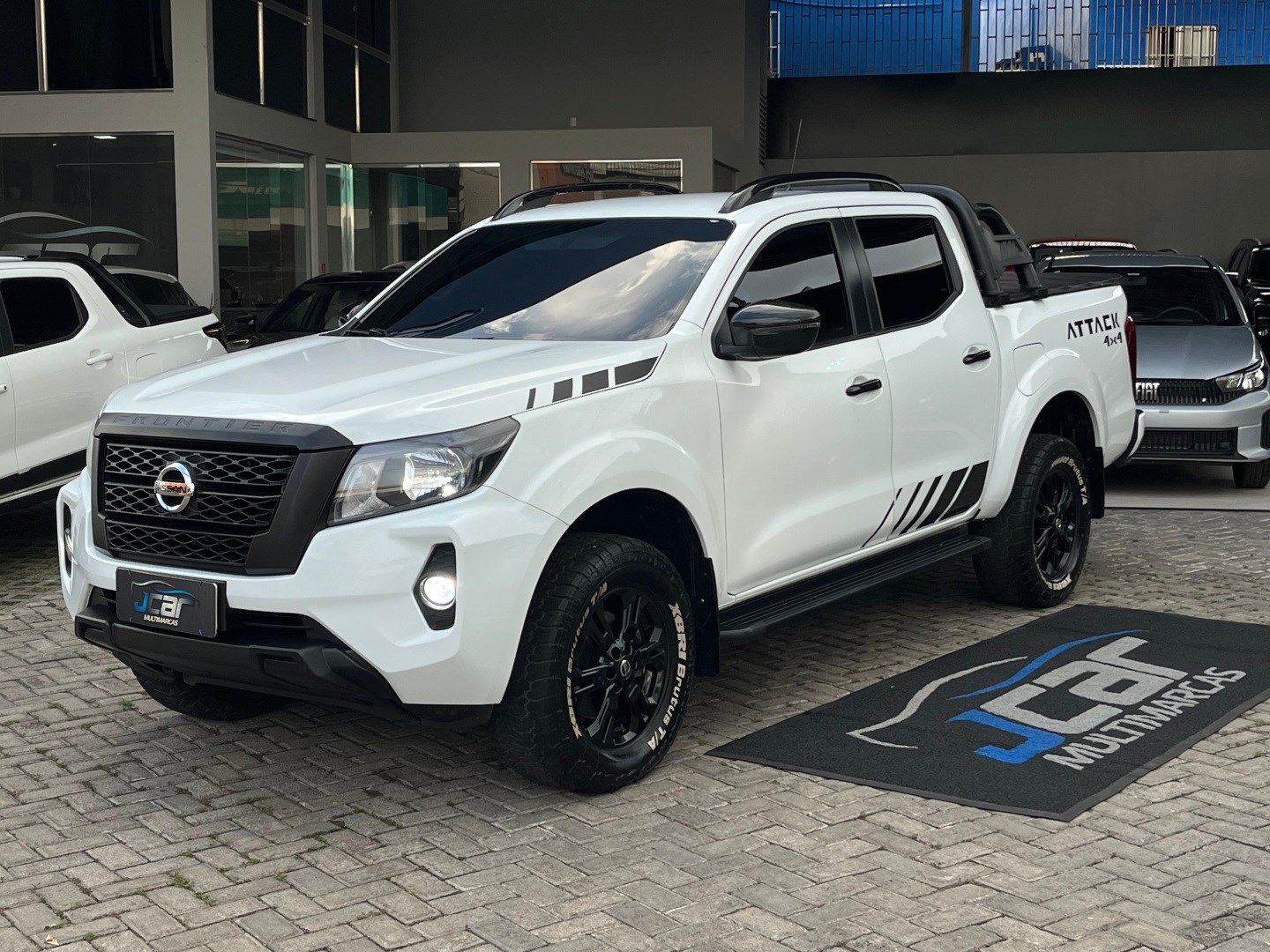 NISSAN FRONTIER
