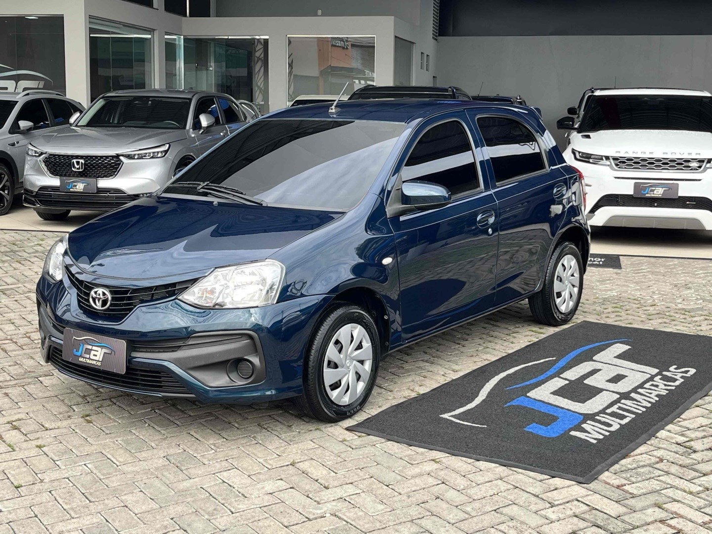 TOYOTA ETIOS