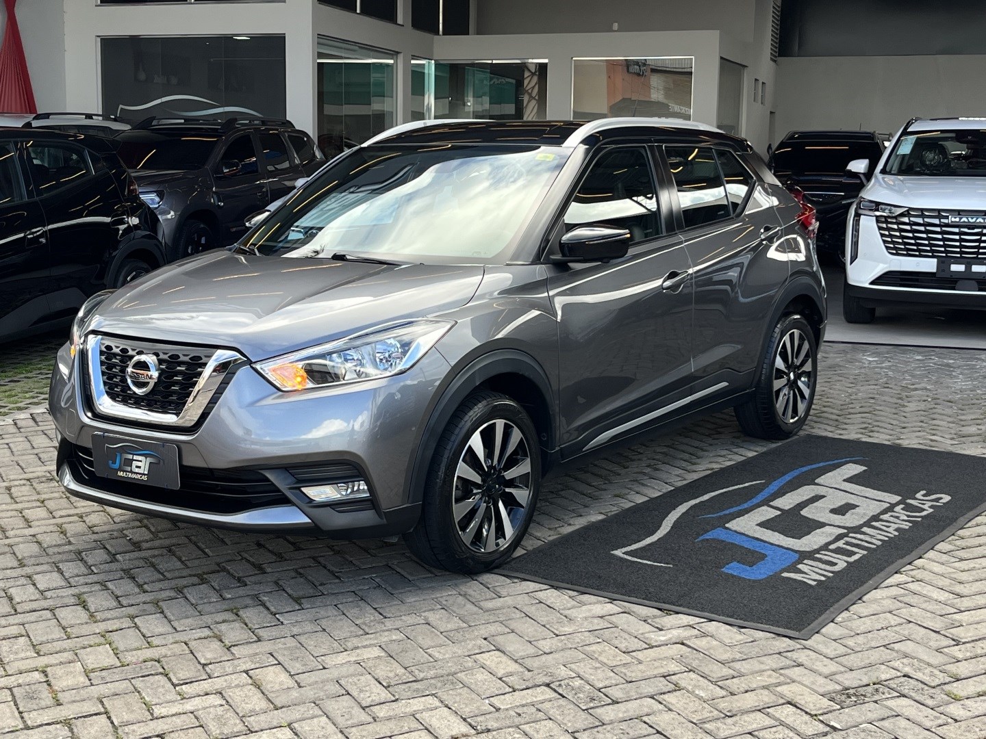 NISSAN KICKS