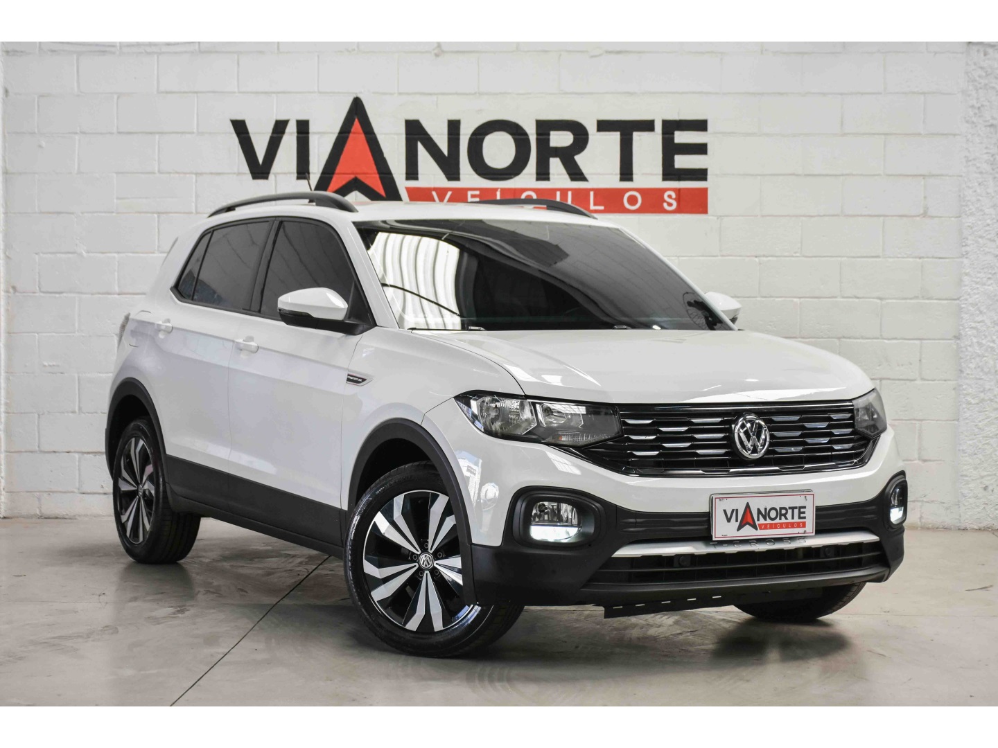 VOLKSWAGEN T-CROSS 1.0 200 TSI TOTAL FLEX COMFORTLINE AUTOMÁTICO
