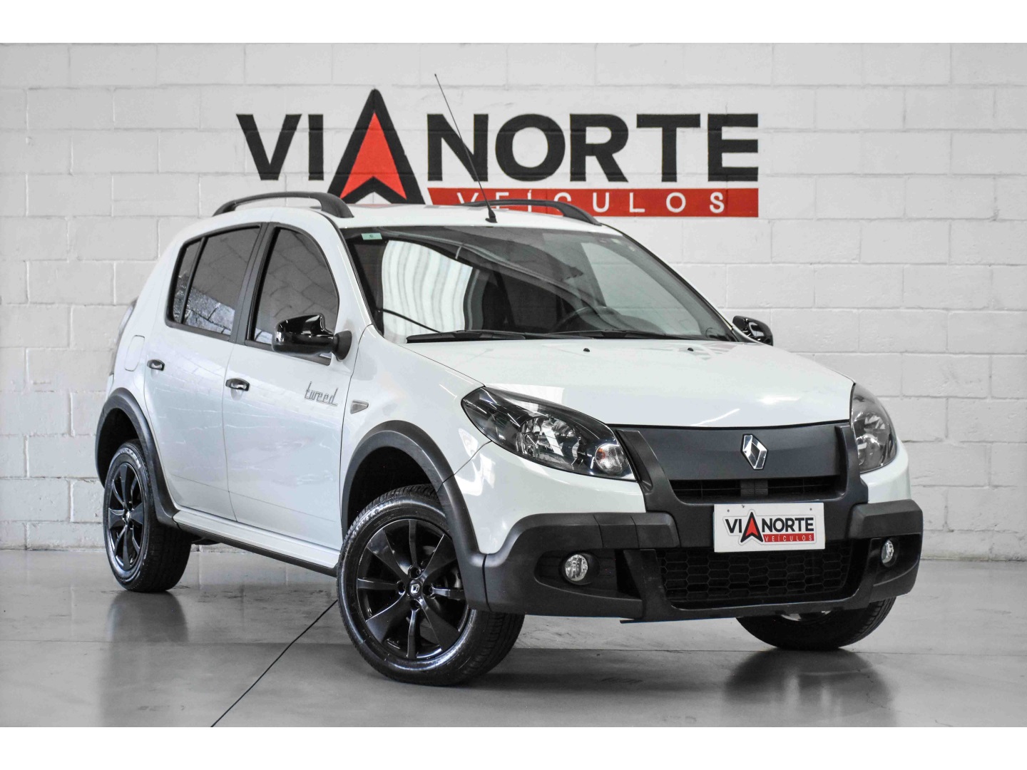 RENAULT SANDERO 1.6 STEPWAY 16V FLEX 4P AUTOMÁTICO
