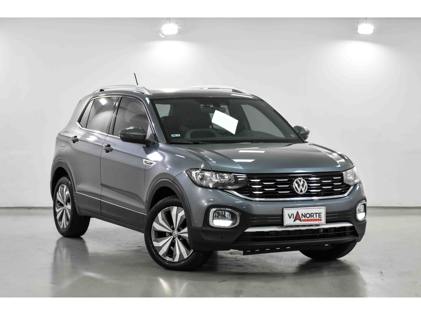 VOLKSWAGEN T-CROSS 1.4 250 TSI TOTAL FLEX HIGHLINE AUTOMÁTICO