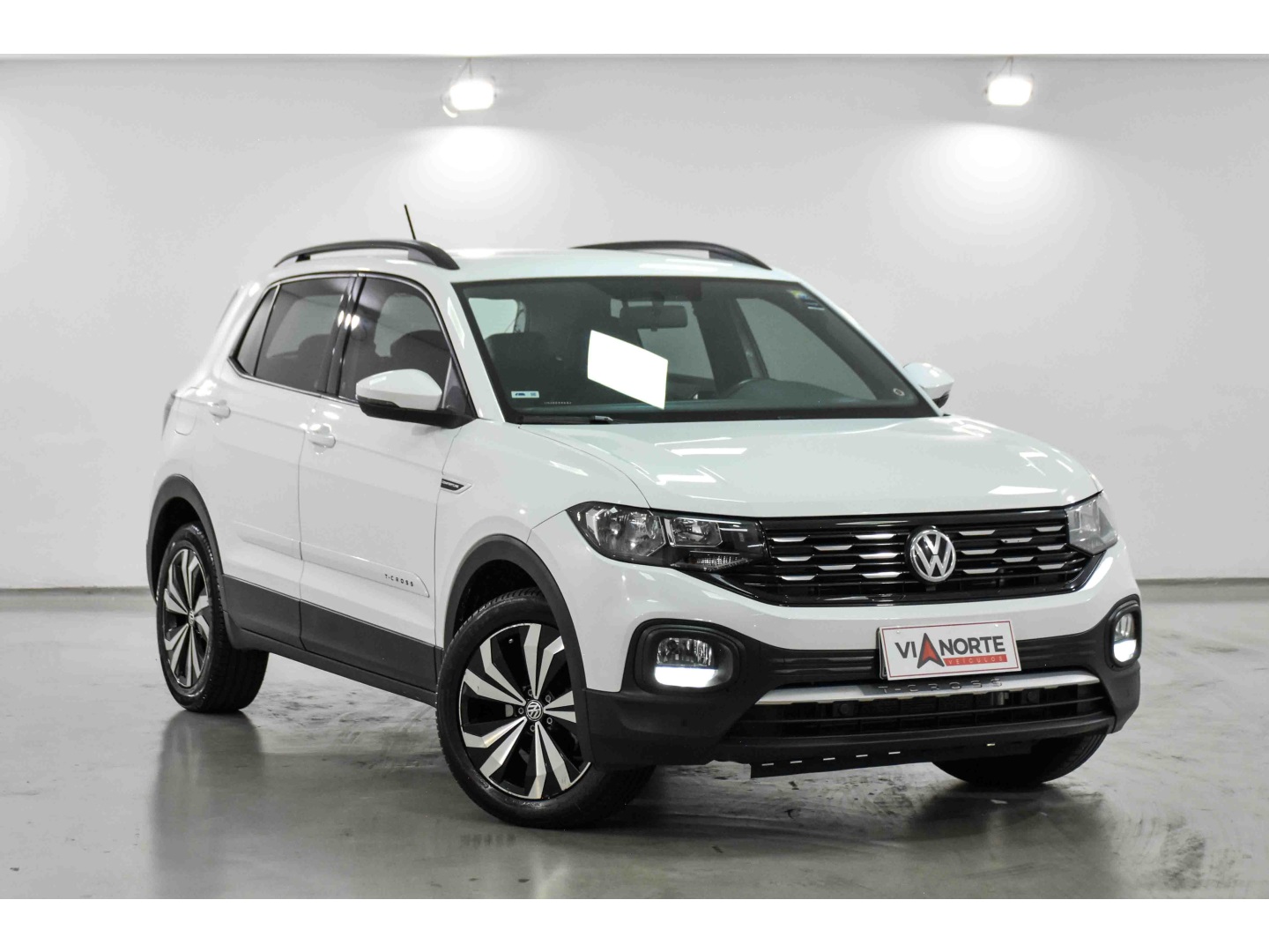 VOLKSWAGEN T-CROSS 1.0 200 TSI TOTAL FLEX COMFORTLINE AUTOMÁTICO