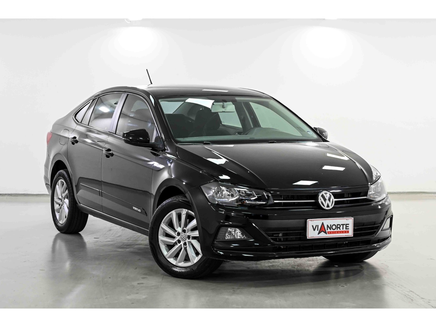 VOLKSWAGEN VIRTUS 1.0 200 TSI COMFORTLINE AUTOMÁTICO