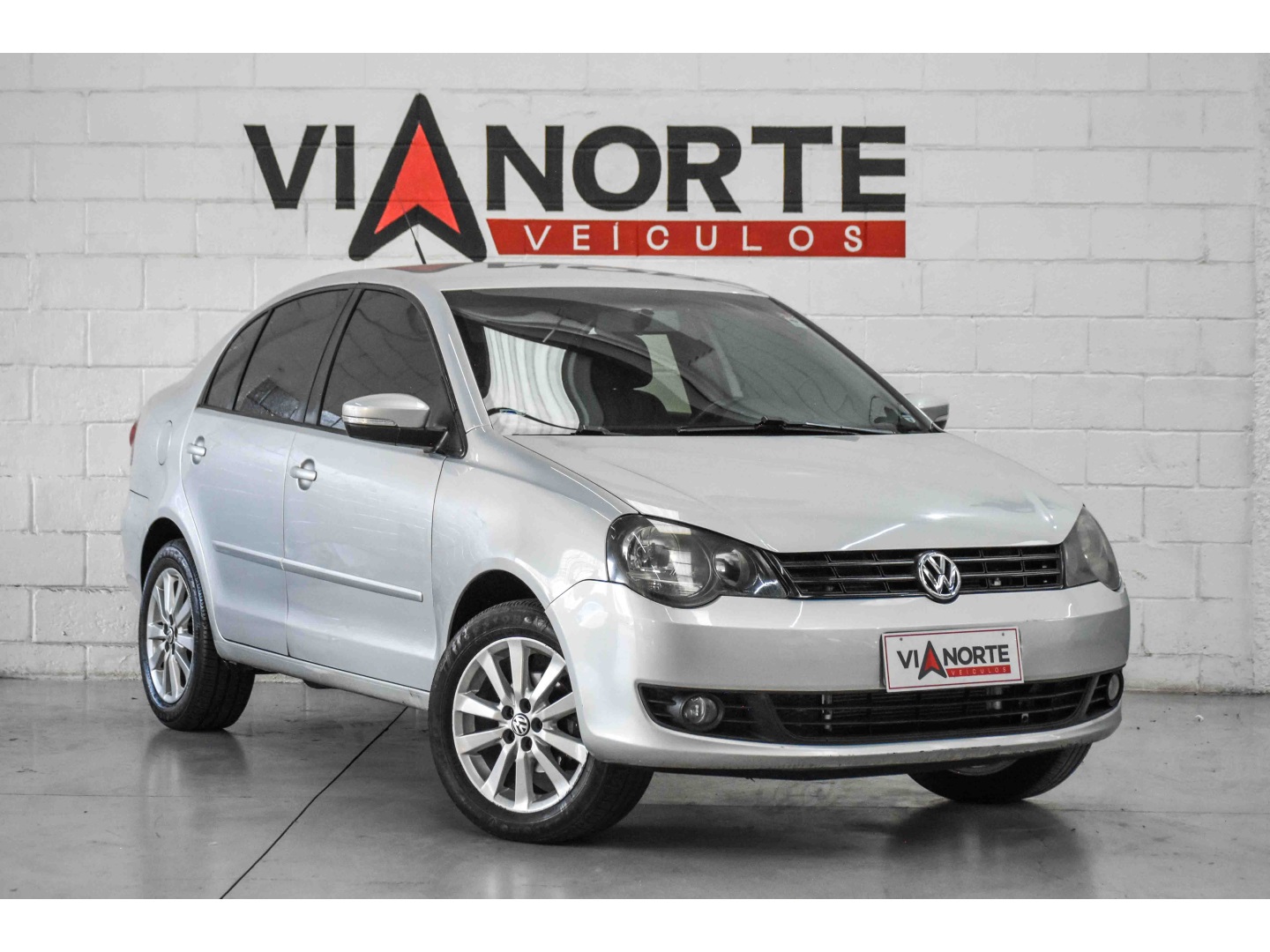 VOLKSWAGEN POLO SEDAN 1.6 MI 8V FLEX 4P MANUAL