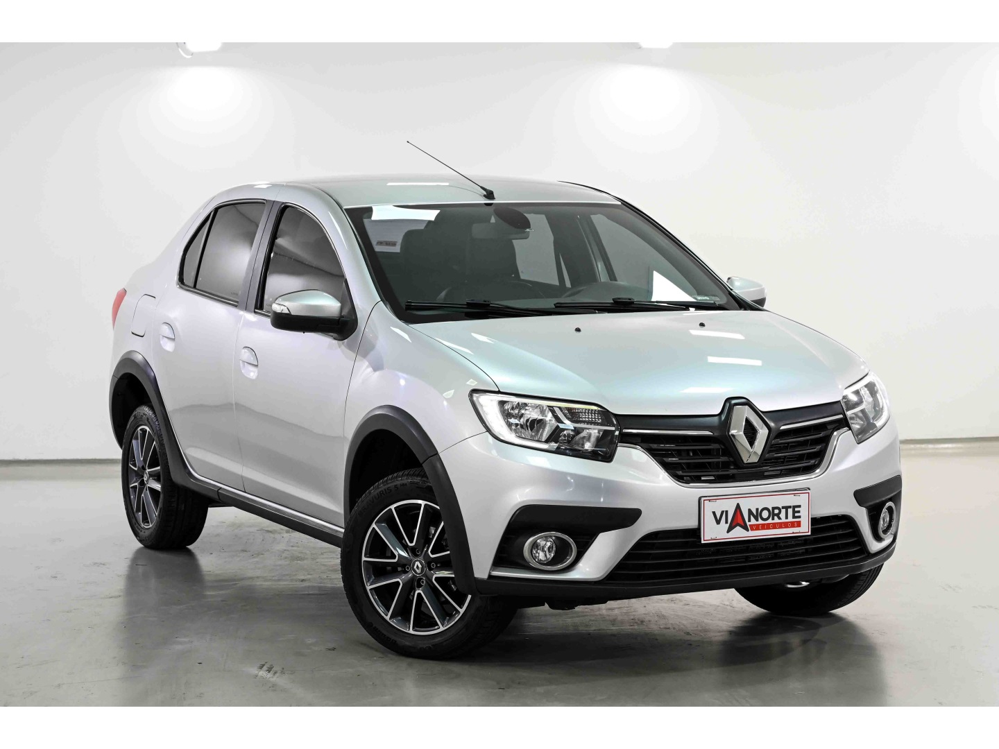 RENAULT LOGAN 1.6 16V SCE FLEX ICONIC X-TRONIC