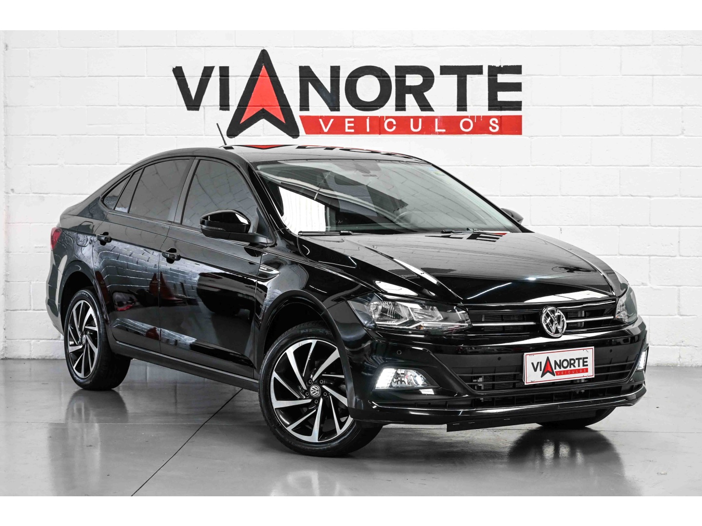 VOLKSWAGEN VIRTUS 1.0 200 TSI HIGHLINE AUTOMÁTICO