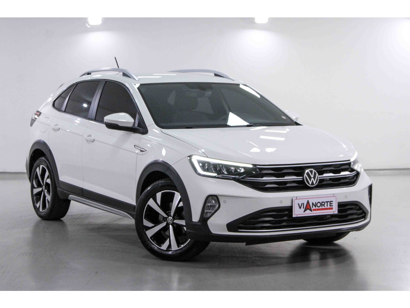 VOLKSWAGEN NIVUS 1.0 200 TSI TOTAL FLEX HIGHLINE AUTOMÁTICO