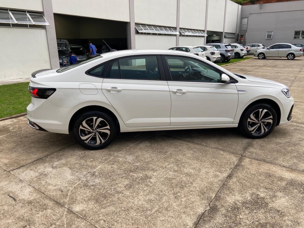 VOLKSWAGEN VIRTUS 1.0 200 TSI COMFORTLINE AUTOMÁTICO