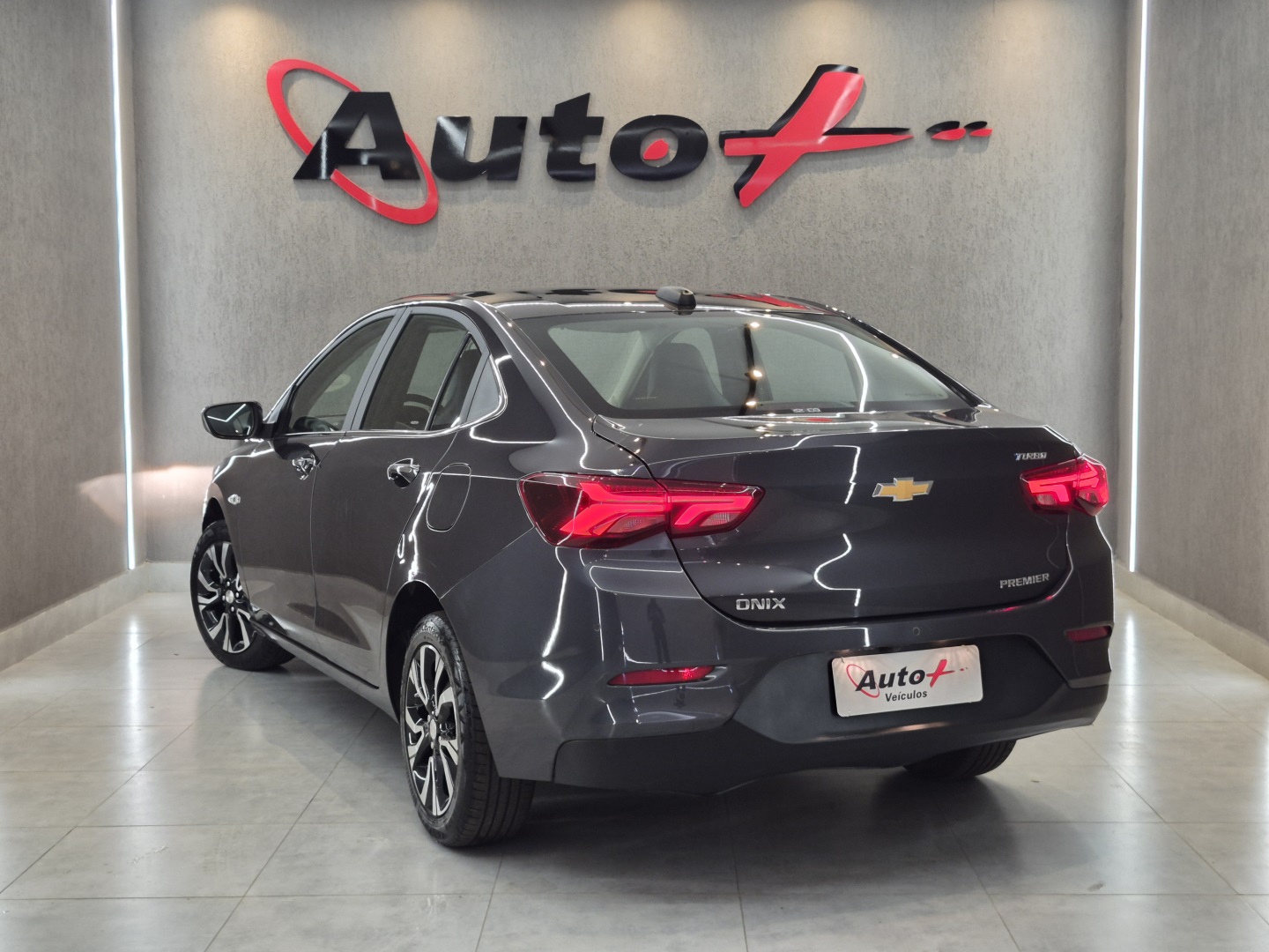 Chevrolet Onix 1.0 Turbo Flex Plus Premier Automático - foto 3