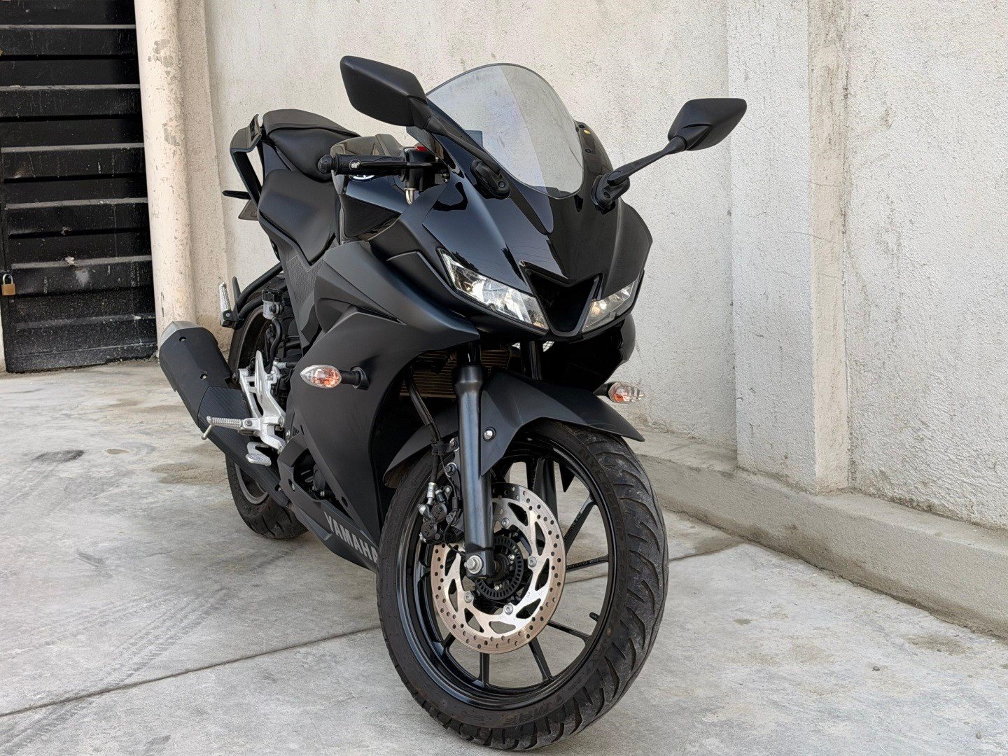 YAMAHA YZF-R15 ABS YZF-R15 ABS