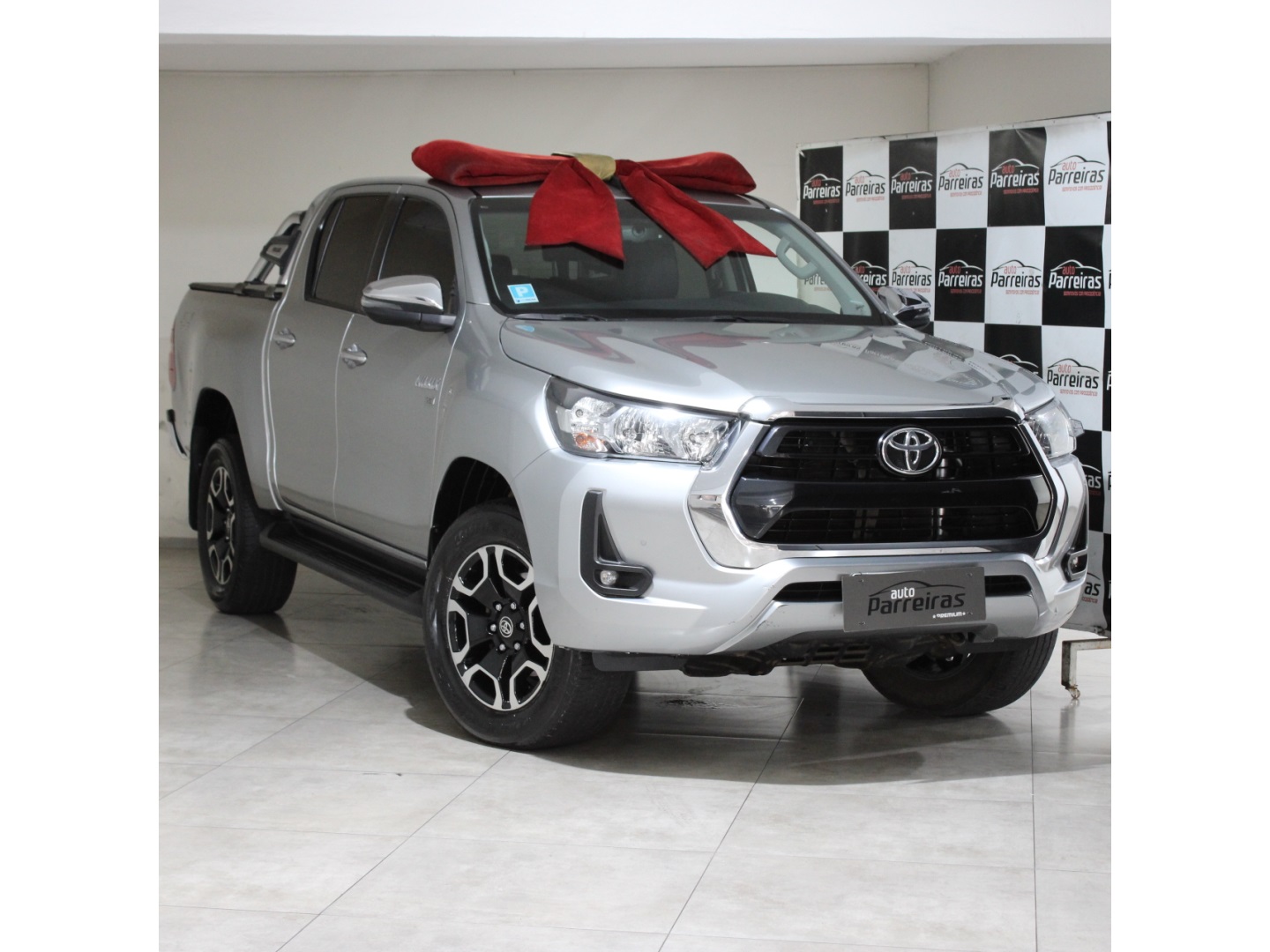 TOYOTA HILUX 2.7 VVT-i FLEX CD SRV 4X4 AUTOMÁTICO