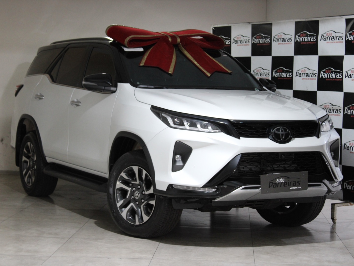 TOYOTA HILUX SW4