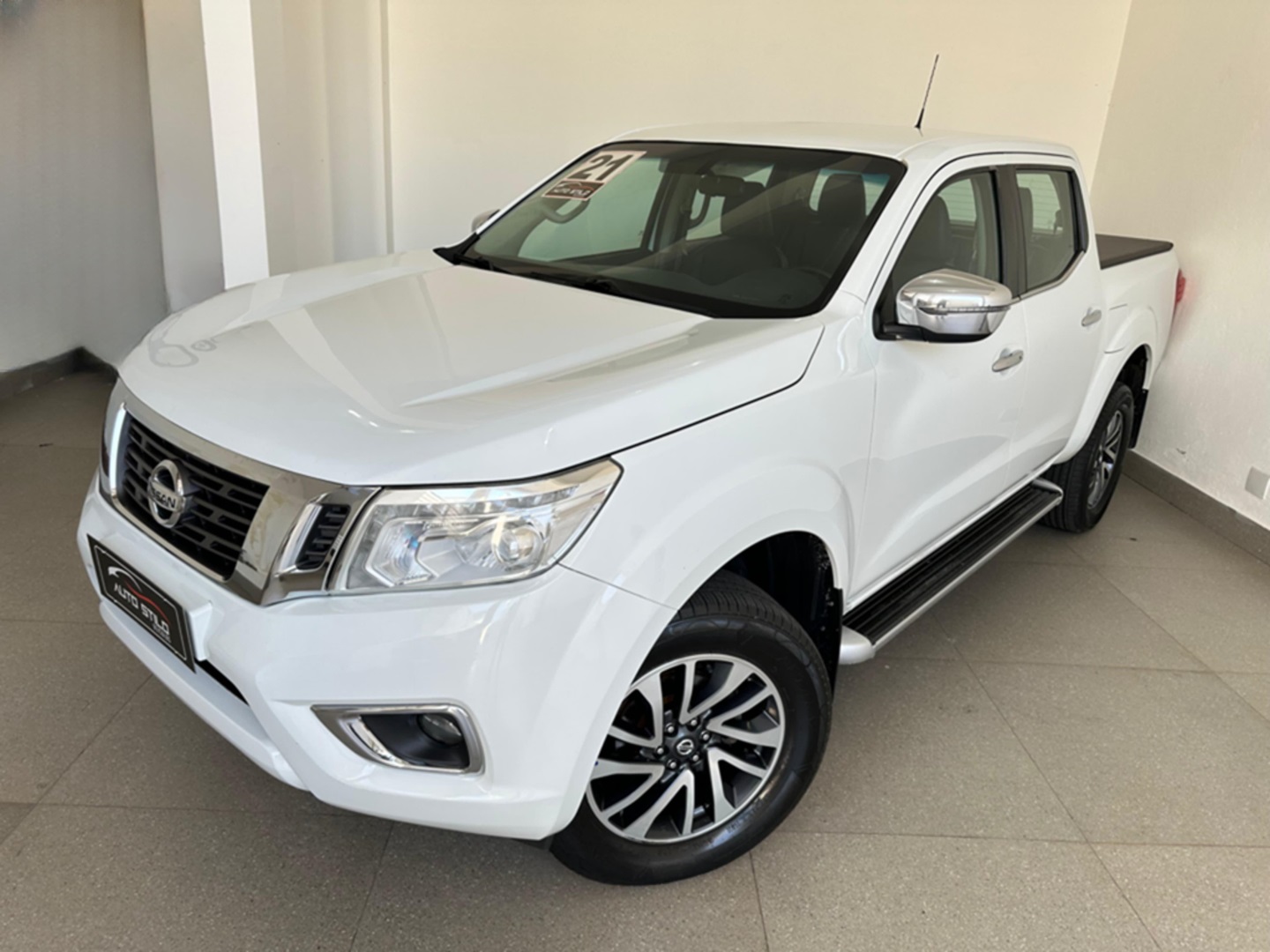 NISSAN FRONTIER 2.3 16V TURBO DIESEL XE CD 4X4 AUTOMÁTICO