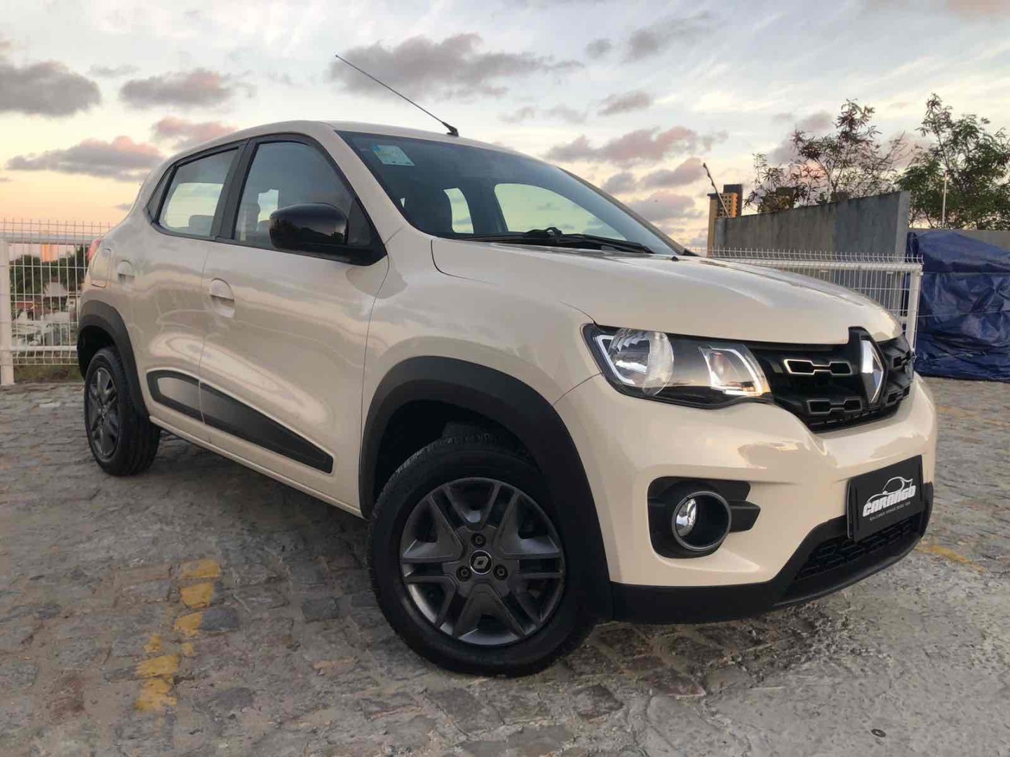 RENAULT KWID 1.0 12V SCE FLEX INTENSE MANUAL