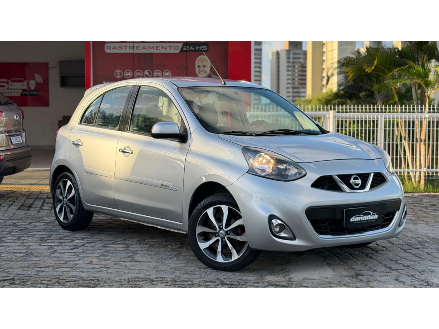 NISSAN MARCH 1.6 SL 16V FLEX 4P MANUAL