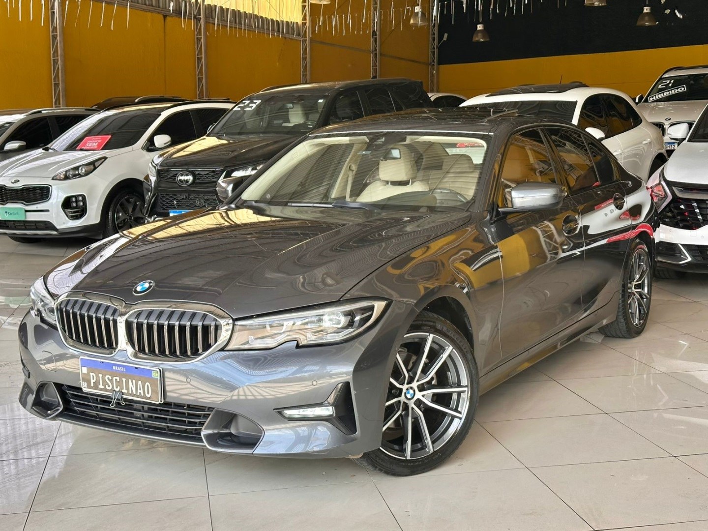 BMW 320i