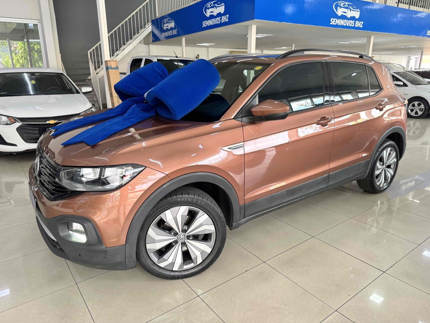 VOLKSWAGEN T-CROSS