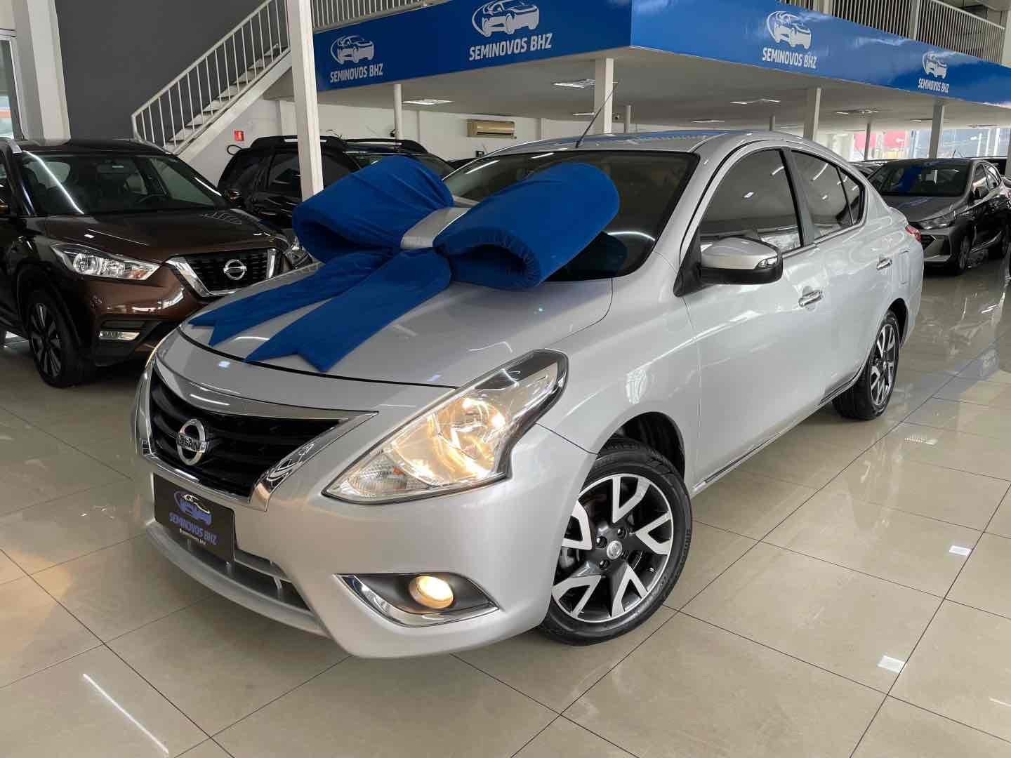 NISSAN VERSA