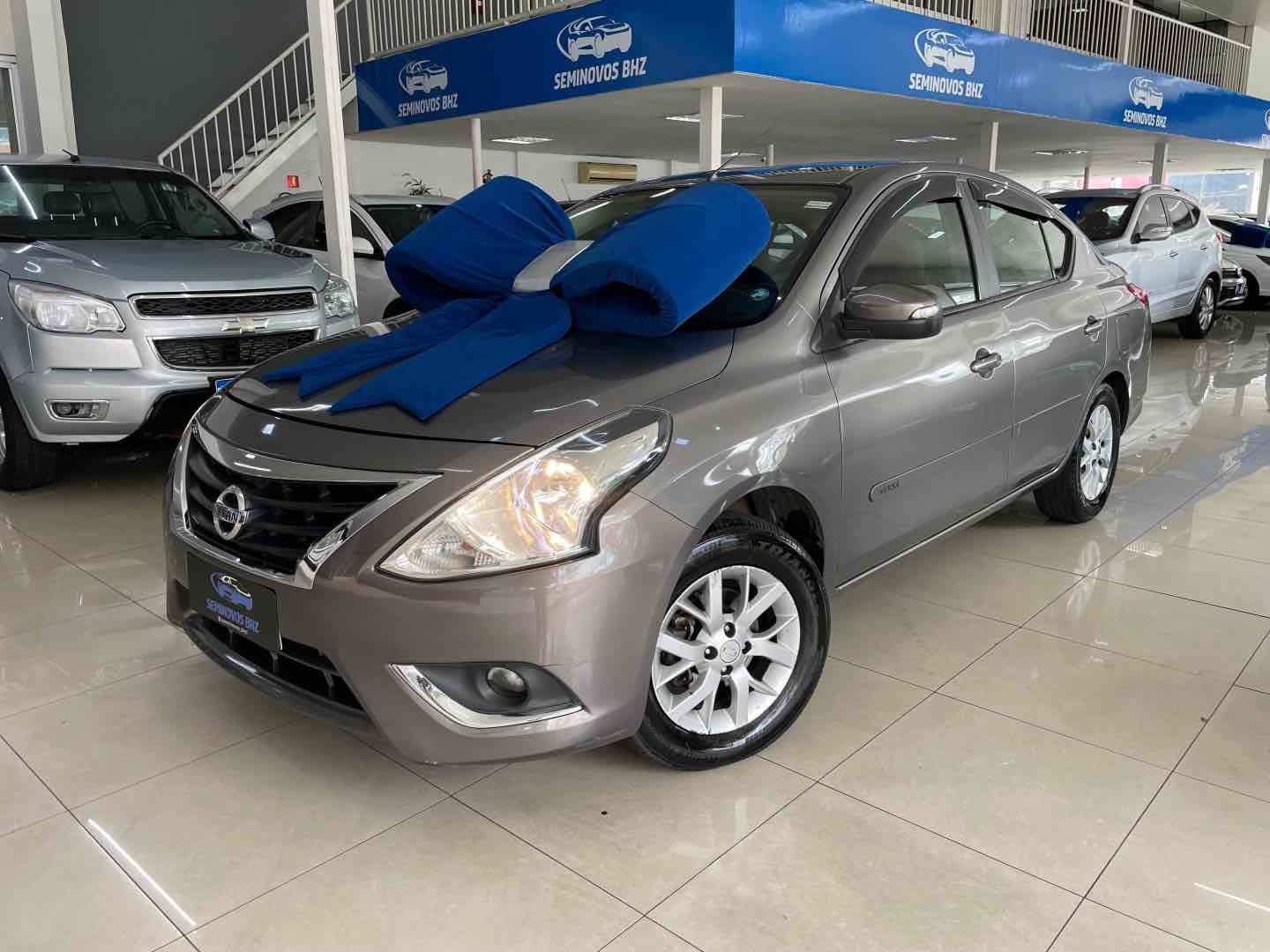 NISSAN VERSA