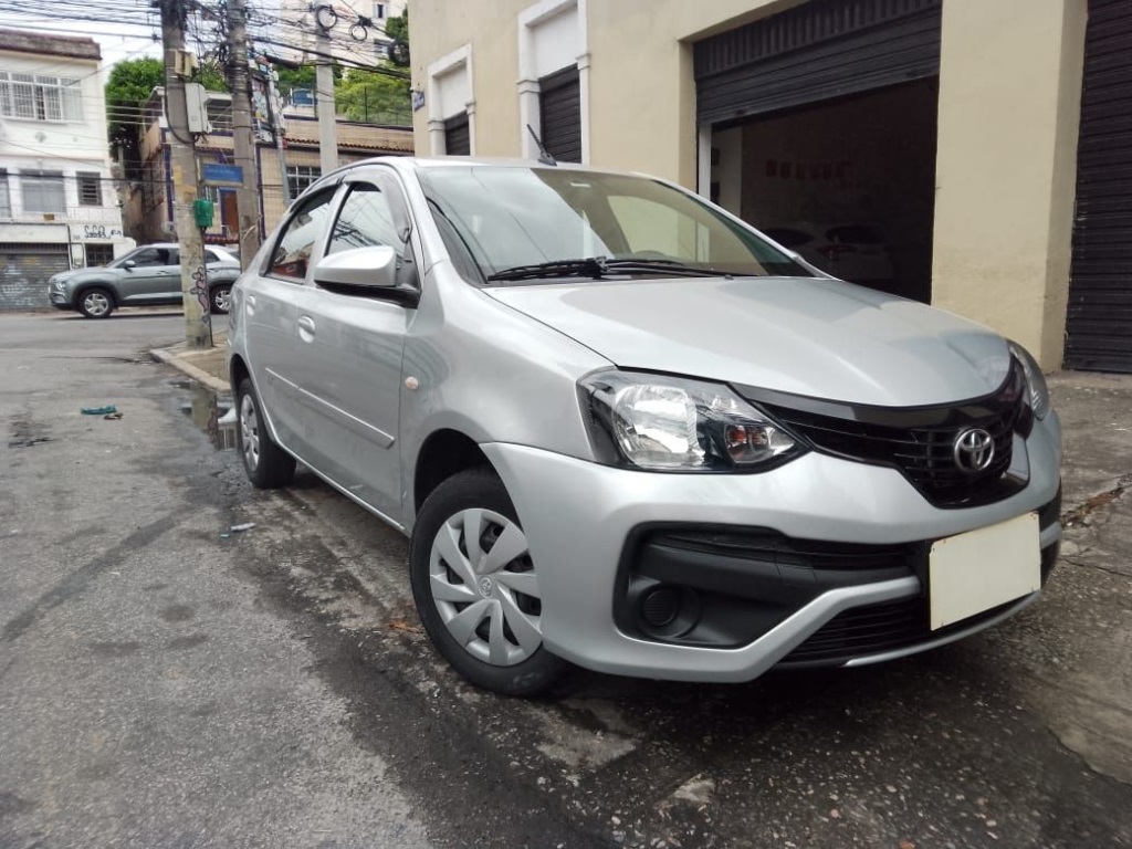TOYOTA ETIOS