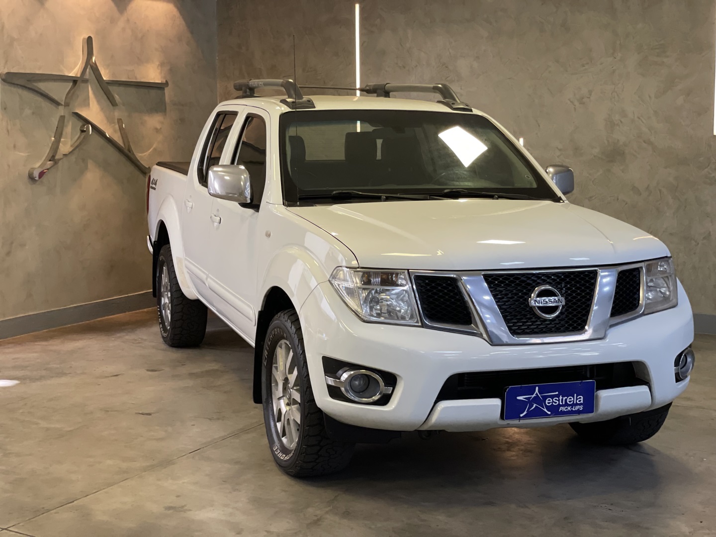 NISSAN FRONTIER