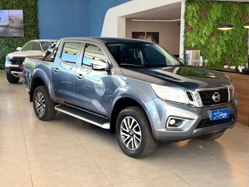 NISSAN FRONTIER