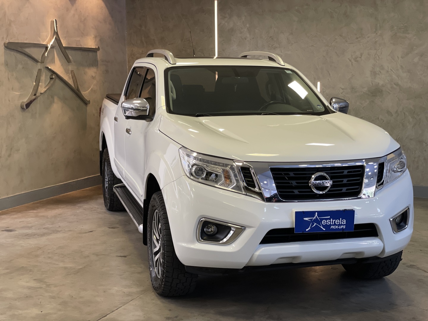 NISSAN FRONTIER