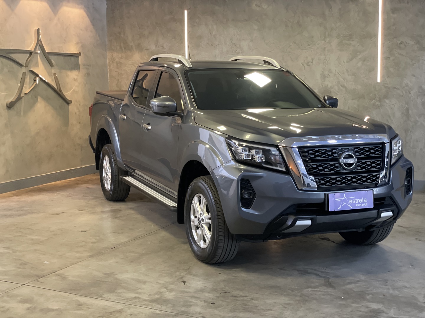 NISSAN FRONTIER