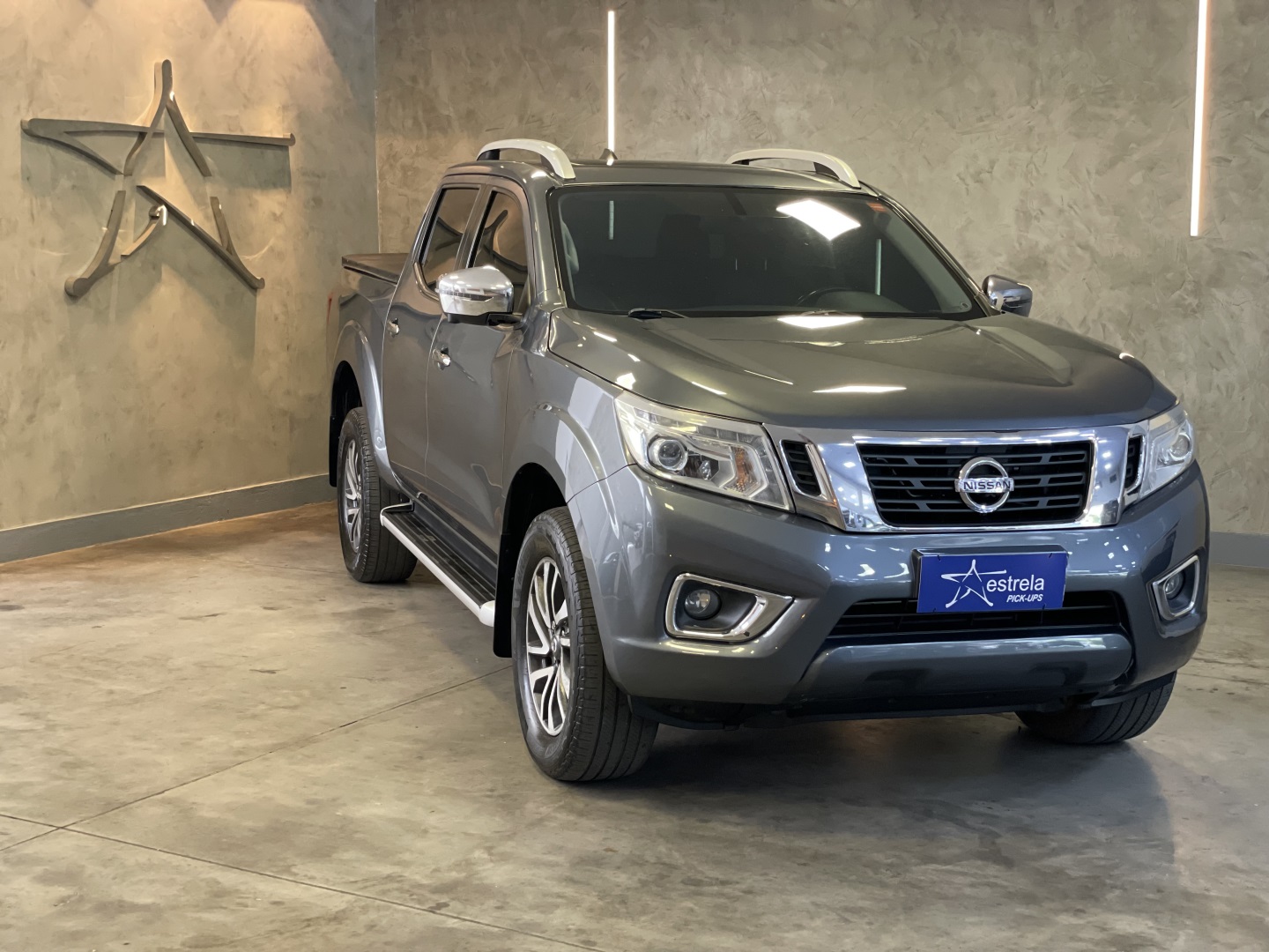 NISSAN FRONTIER