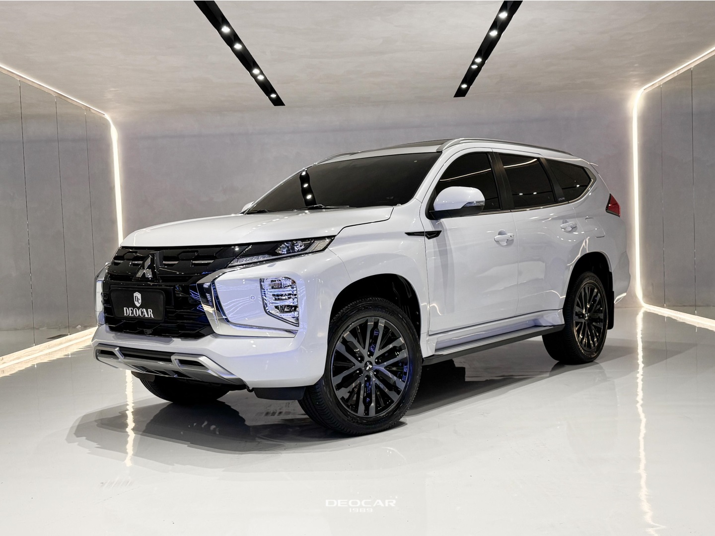 MITSUBISHI PAJERO SPORT 2.4 16V MIVEC TURBO DIESEL LEGEND AWD AUTOMÁTICO