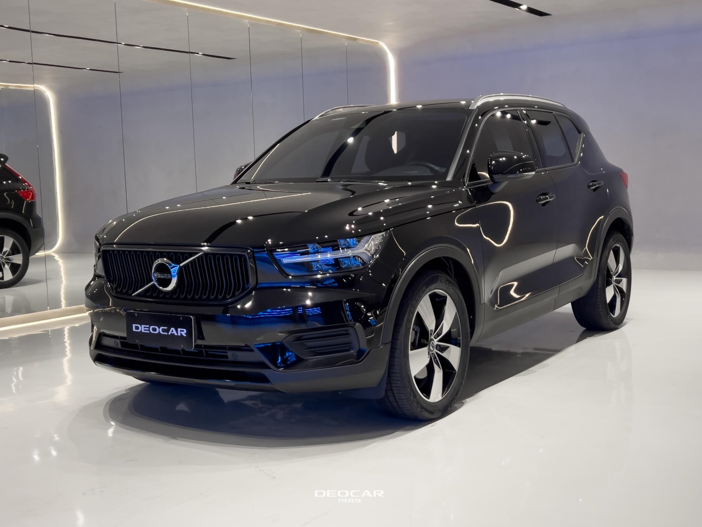 VOLVO XC 40 2.0 T5 GASOLINA MOMENTUM AWD GEARTRONIC