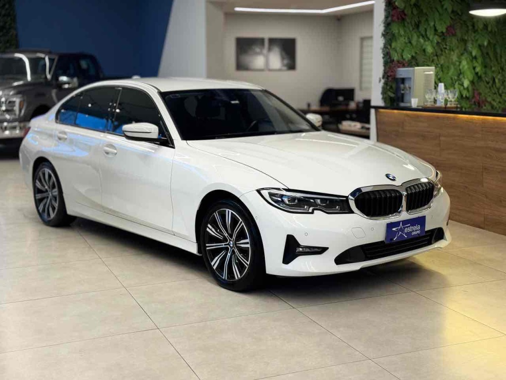 BMW 320i