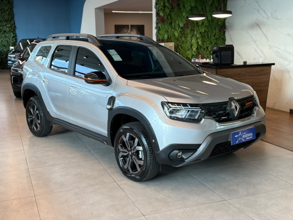 RENAULT DUSTER