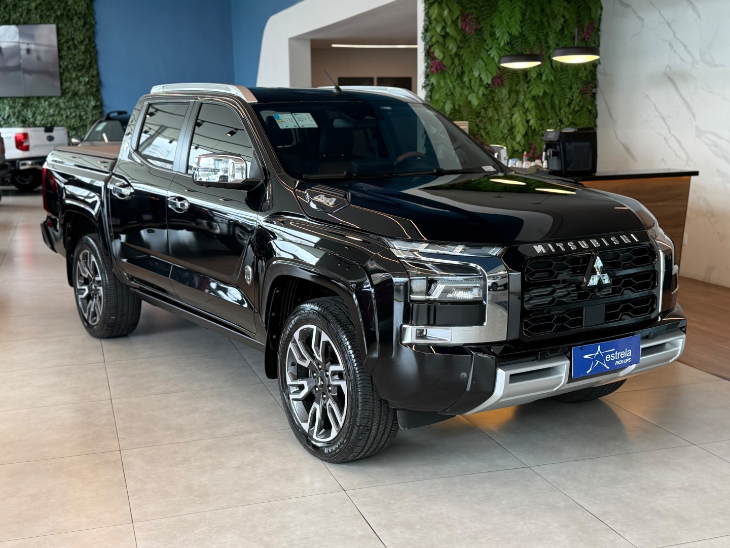 MITSUBISHI TRITON