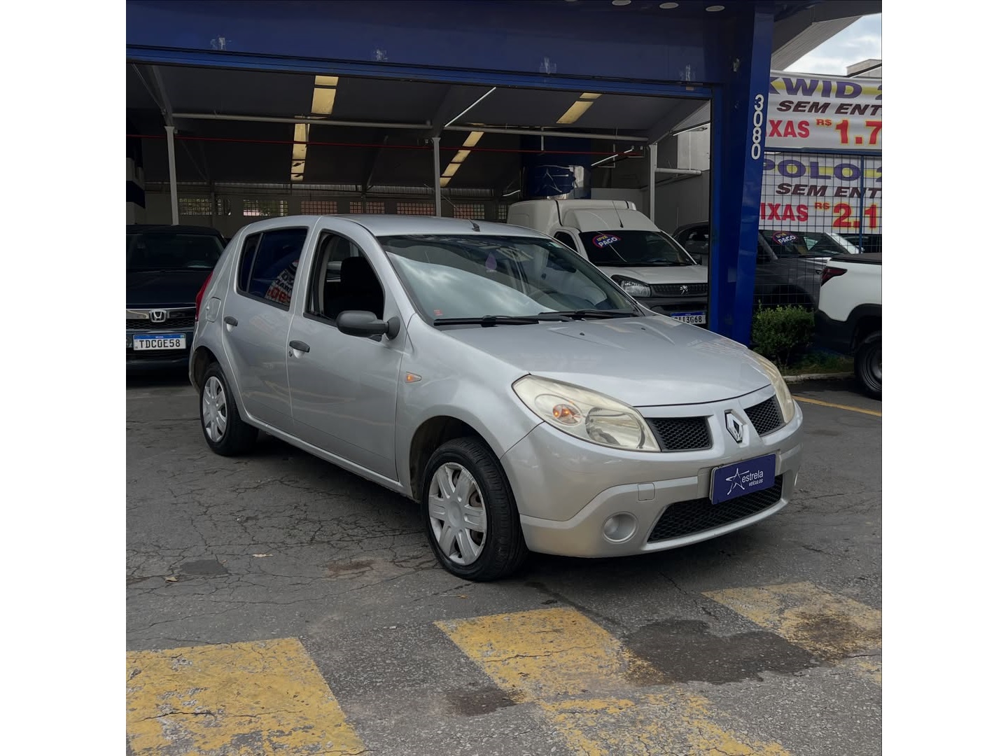 RENAULT SANDERO