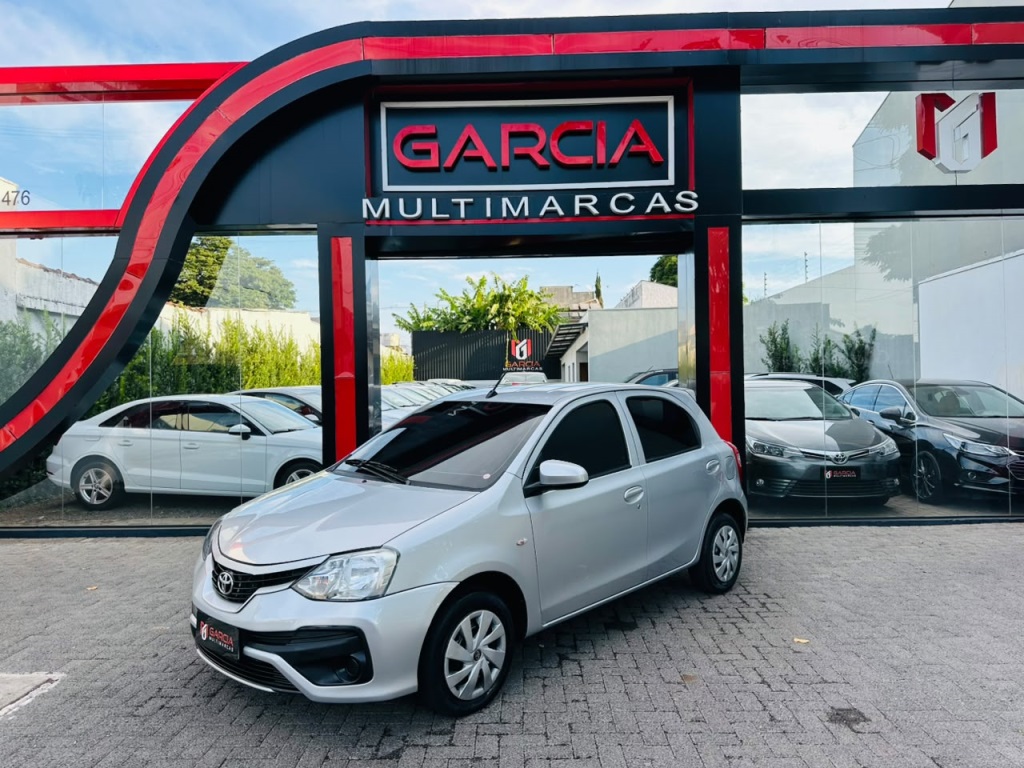 TOYOTA ETIOS