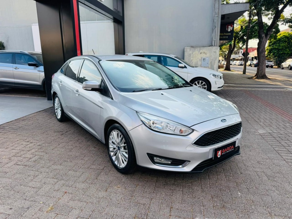 Ford Focus 2.0 Se Plus Fastback 16V Flex 4P Powershift - foto 4