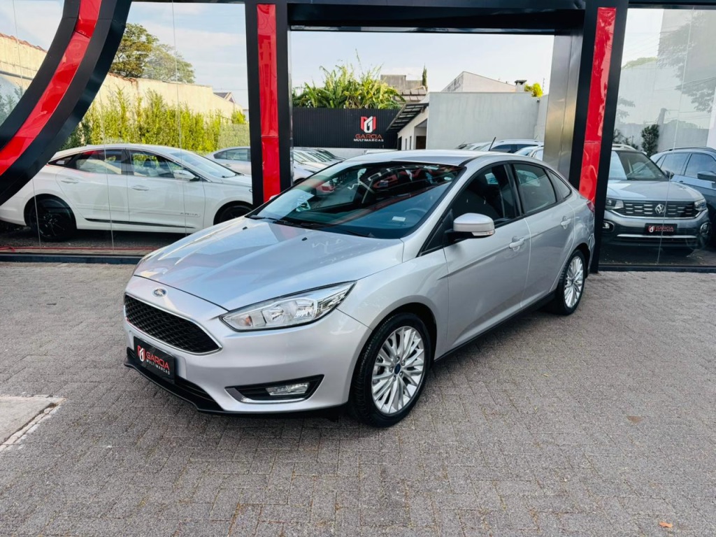 Ford Focus 2.0 Se Plus Fastback 16V Flex 4P Powershift - foto 2