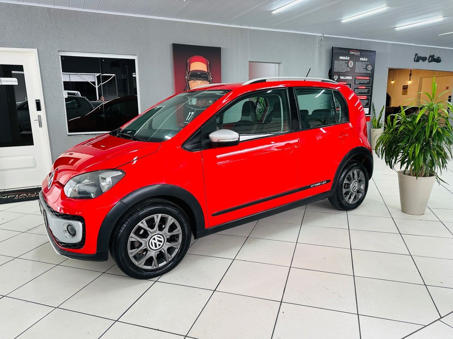 VOLKSWAGEN CROSS UP