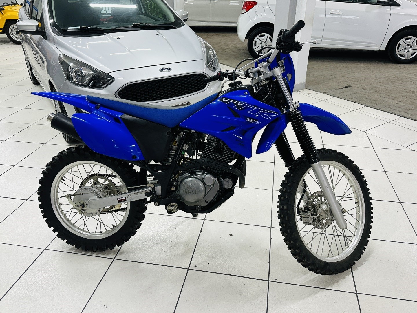 YAMAHA TTR 230